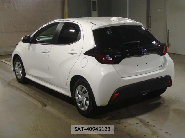 Toyota YARIS 2023-07 8647026-6