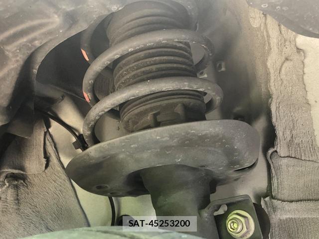 Toyota YARIS 2023-04 8647478-19