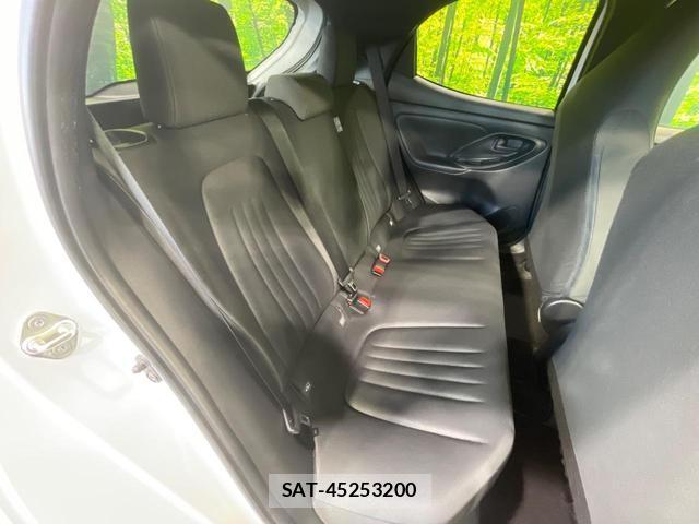 Toyota YARIS 2023-04 8647478-8