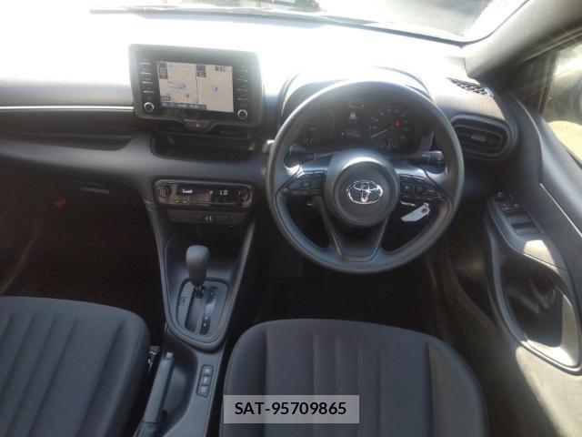 Toyota YARIS 2023-09 8647664-2