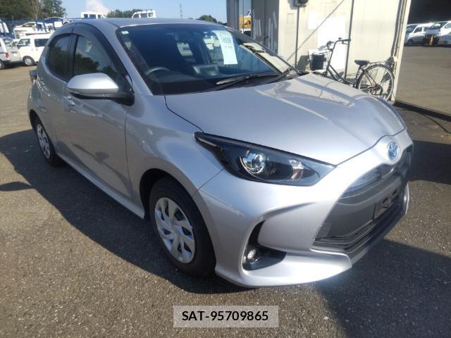 Toyota YARIS 2023-09 8647664-3