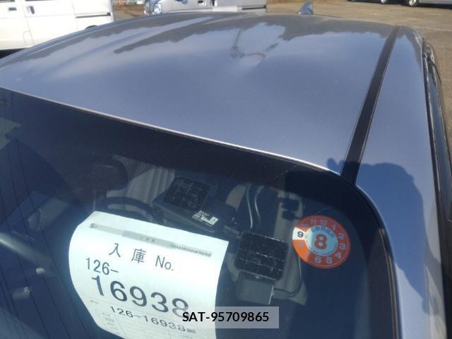 Toyota YARIS 2023-09 8647664-6
