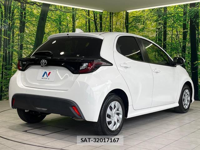 Toyota YARIS 2020-07 8648465-16