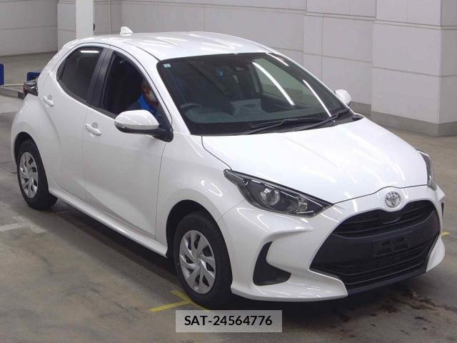 Toyota YARIS 2023-08 8649263-0