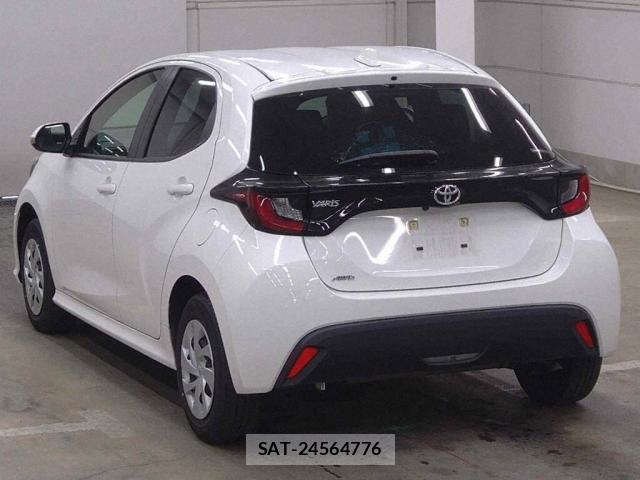 Toyota YARIS 2023-08 8649263-1