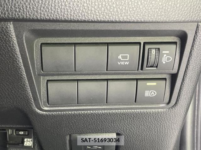Toyota YARIS 2025-02 8649401-13