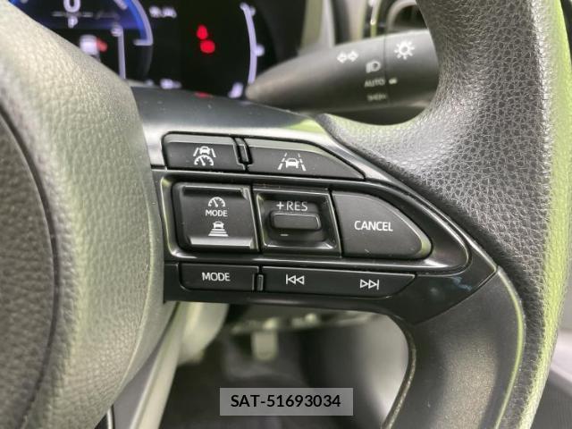 Toyota YARIS 2025-02 8649401-16