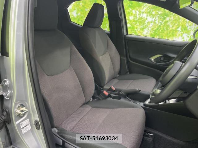 Toyota YARIS 2025-02 8649401-3