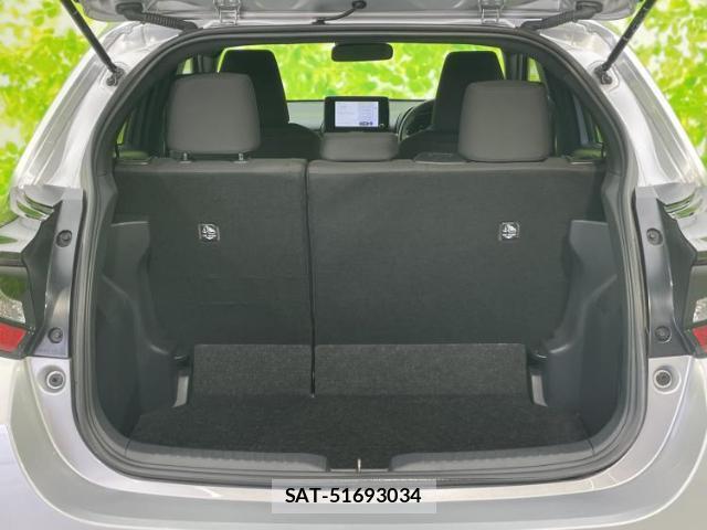 Toyota YARIS 2025-02 8649401-7