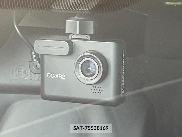 Toyota YARIS 2023-08 8649446-4