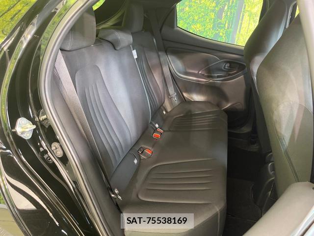 Toyota YARIS 2023-08 8649446-8
