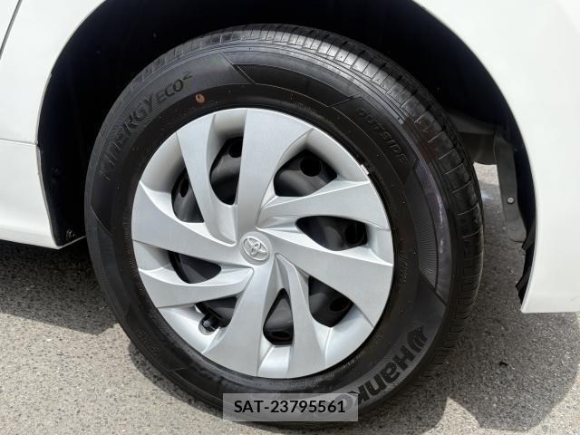 Toyota YARIS 2021-07 8649751-15