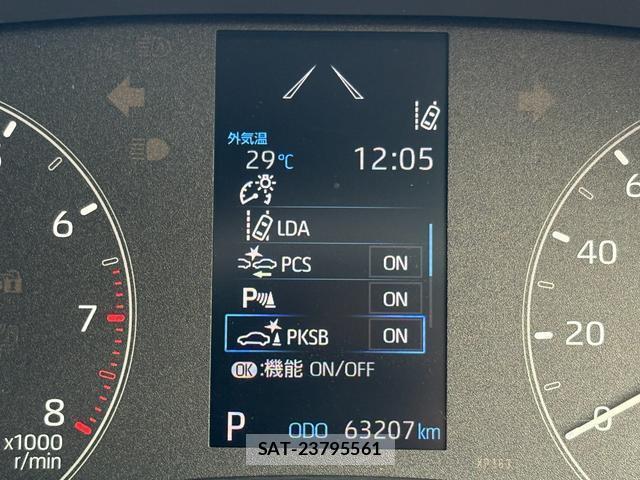 Toyota YARIS 2021-07 8649751-6