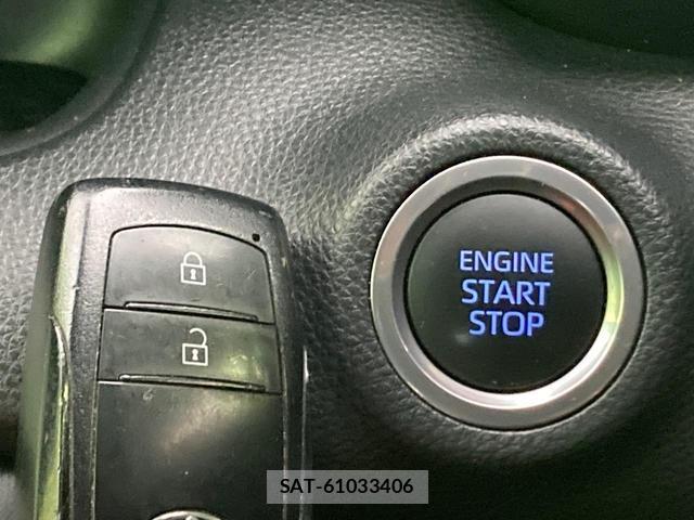 Toyota YARIS 2021-07 8649837-6