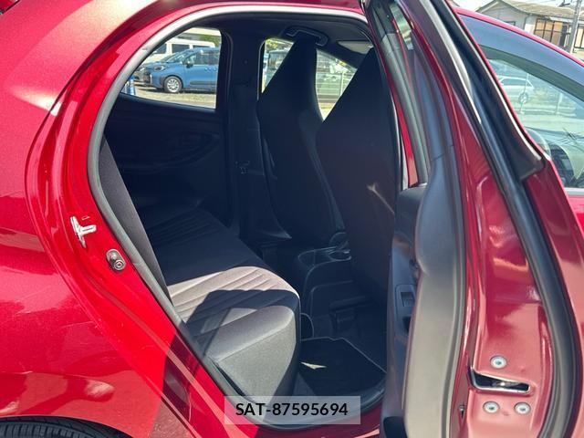 Toyota YARIS 2020-04 8649923-1