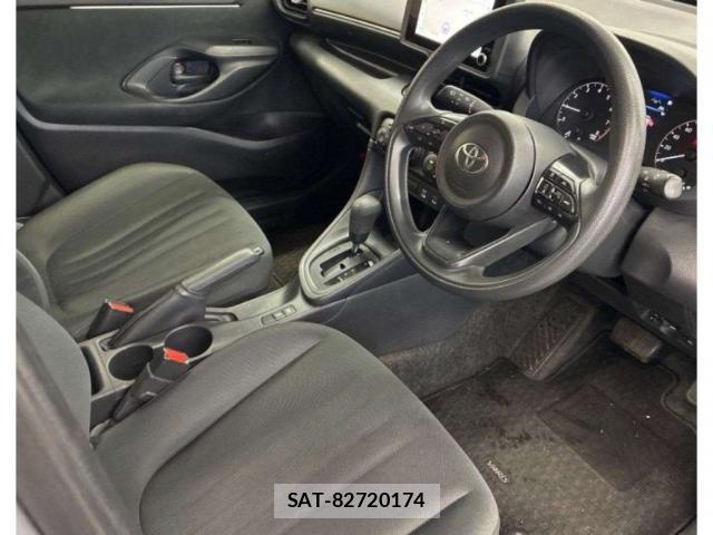Toyota YARIS 2024-08 8650705-2