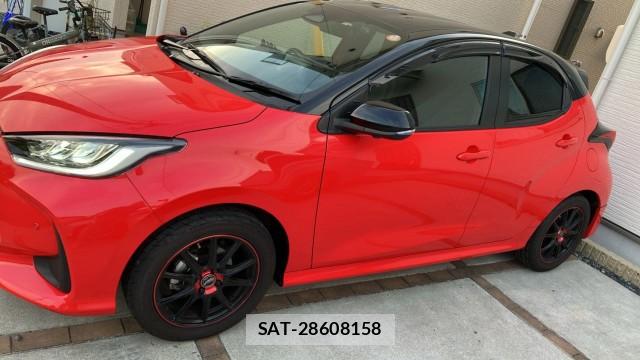 Toyota YARIS 2025-11 8651436-10