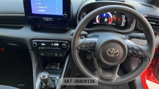 Toyota YARIS 2025-11 8651436-16