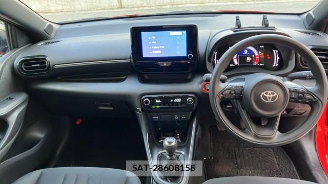 Toyota YARIS 2025-11 8651436-2