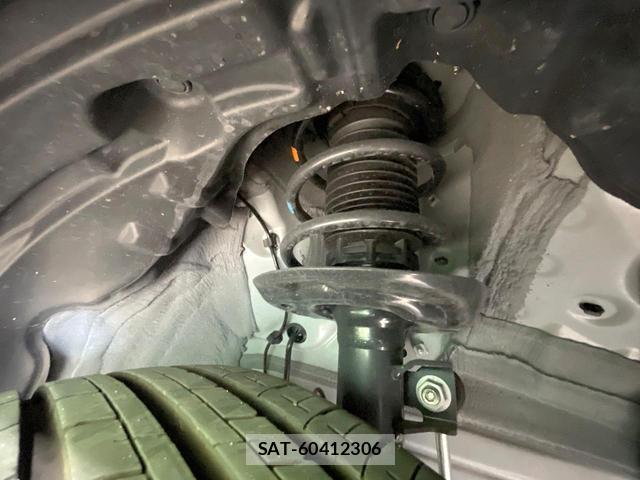 Toyota YARIS 2025-07 8651572-19