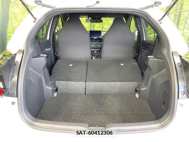 Toyota YARIS 2025-07 8651572-9