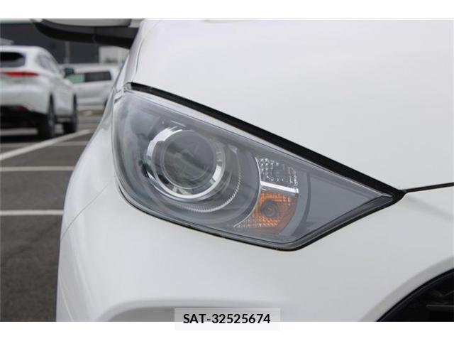 Toyota YARIS 2024-09 8651907-15