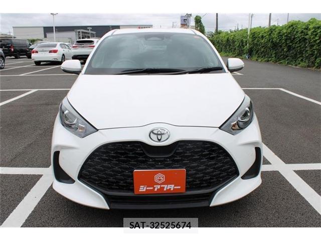 Toyota YARIS 2024-09 8651907-6