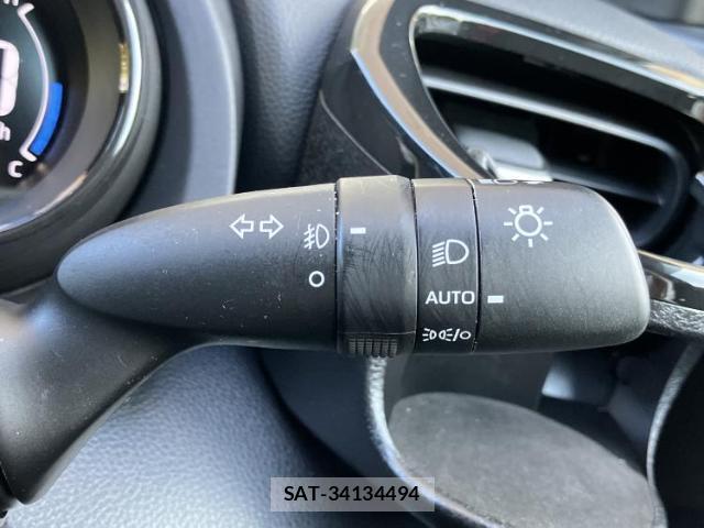 Toyota YARIS 2022-03 8652045-14