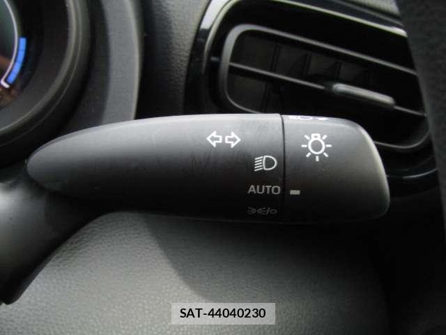 Toyota YARIS 2022-03 8652336-5