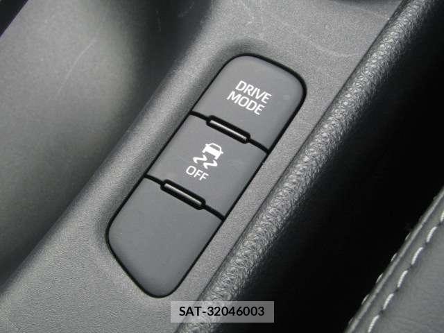 Toyota YARIS 2024-03 8652337-14