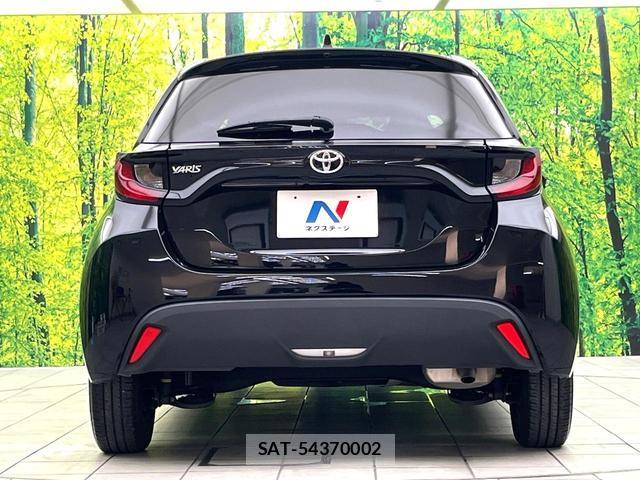 Toyota YARIS 2022-12 8652356-13