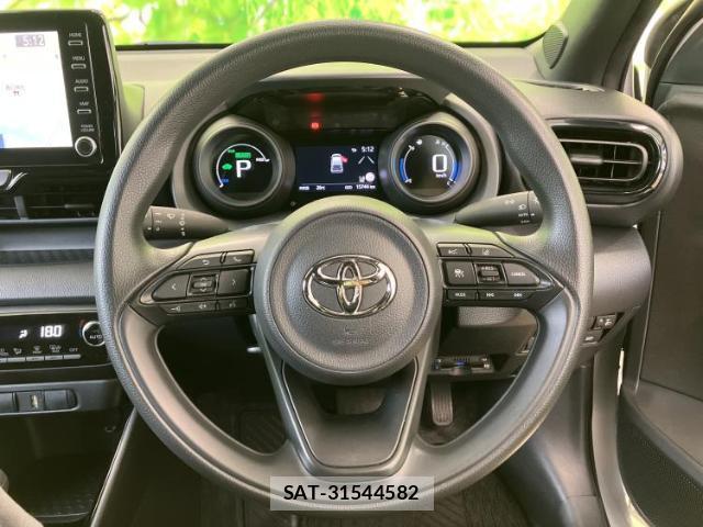 Toyota YARIS 2020-09 8652377-13