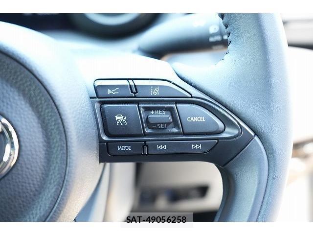 Toyota YARIS 2020-09 8652563-10