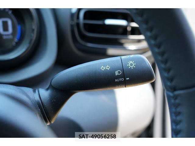 Toyota YARIS 2020-09 8652563-13