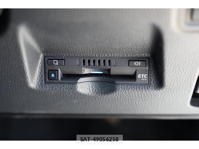 Toyota YARIS 2020-09 8652563-9