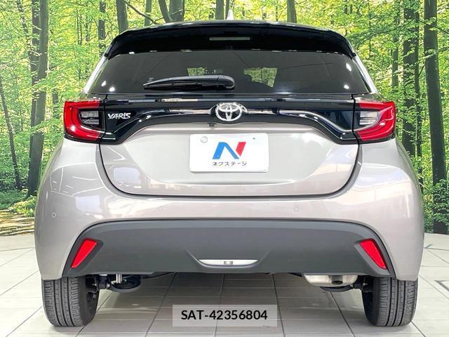 Toyota YARIS 2022-05 8652581-14