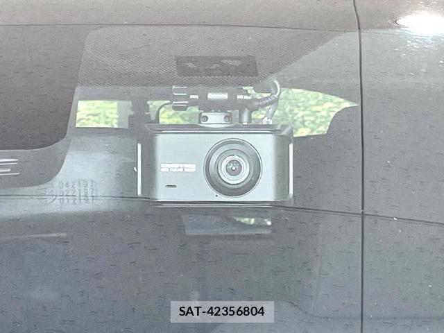 Toyota YARIS 2022-05 8652581-5