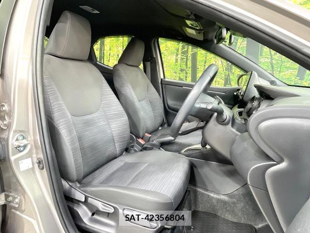Toyota YARIS 2022-05 8652581-7