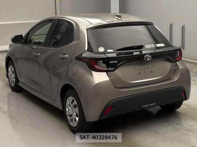 Toyota YARIS 2023-07 8652686-12