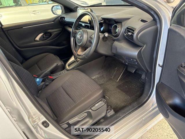 Toyota YARIS 2020-02 8652687-3