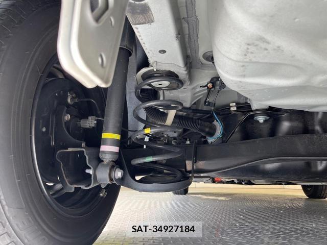 Toyota YARIS 2021-08 8652999-19