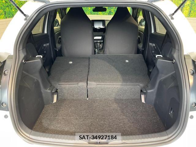 Toyota YARIS 2021-08 8652999-9