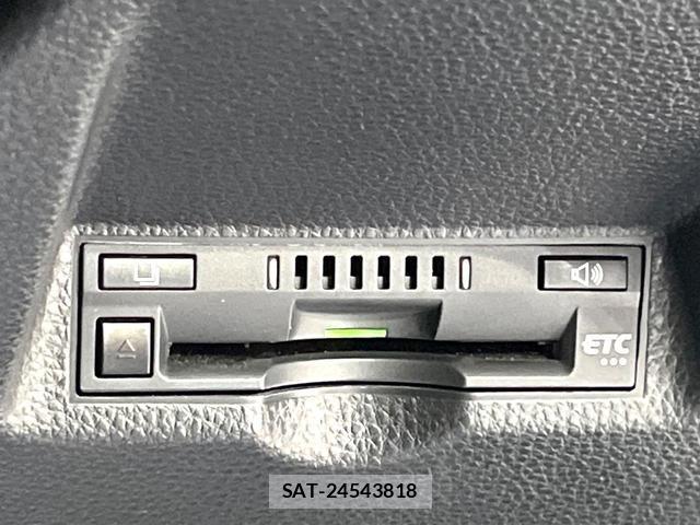 Toyota YARIS 2023-07 8653096-5