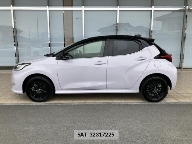 Toyota YARIS 2020-07 8653733-1