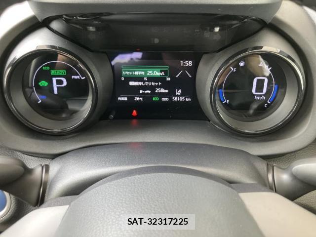 Toyota YARIS 2020-07 8653733-12