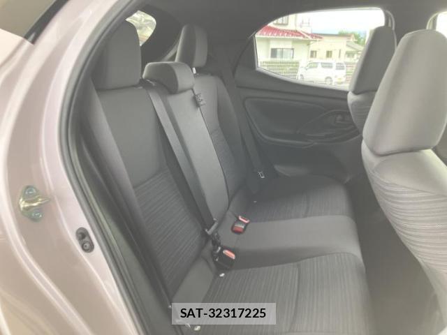 Toyota YARIS 2020-07 8653733-4