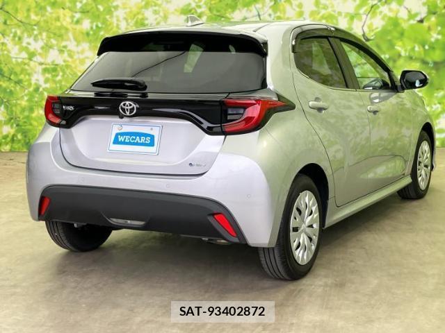 Toyota YARIS 2024-06 8653830-2