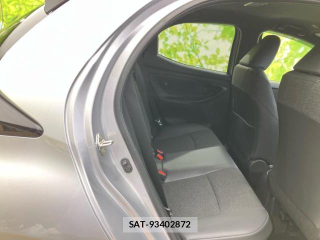 Toyota YARIS 2024-06 8653830-4