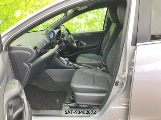 Toyota YARIS 2024-06 8653830-5