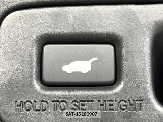 Honda ZR-V 2023-08 8646760-5